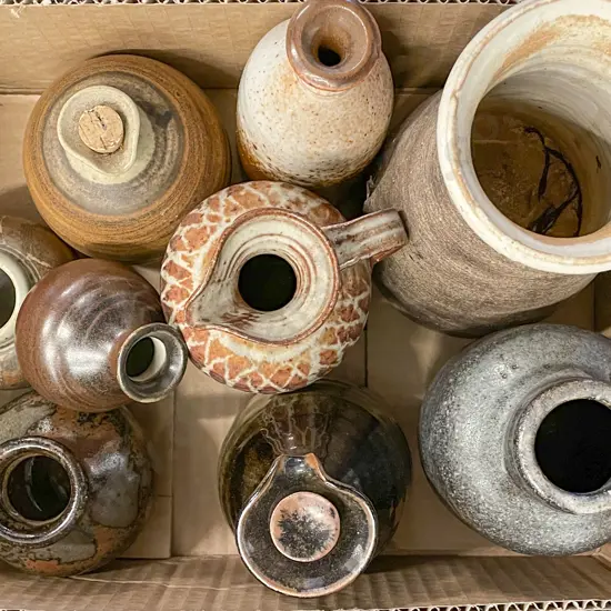 Small Box of Assorted NZ Pottery