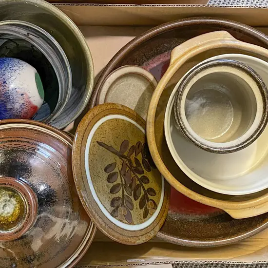 Small Quantity of Assorted Pottery