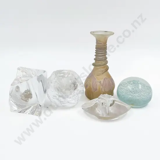 Five Pieces of Assorted Art Glass