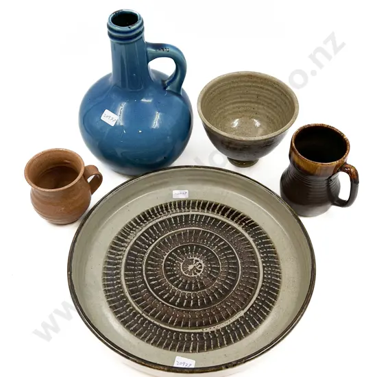 Quantity of Assorted Pottery