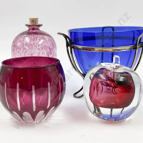 Four Pieces of Assorted Art Glass