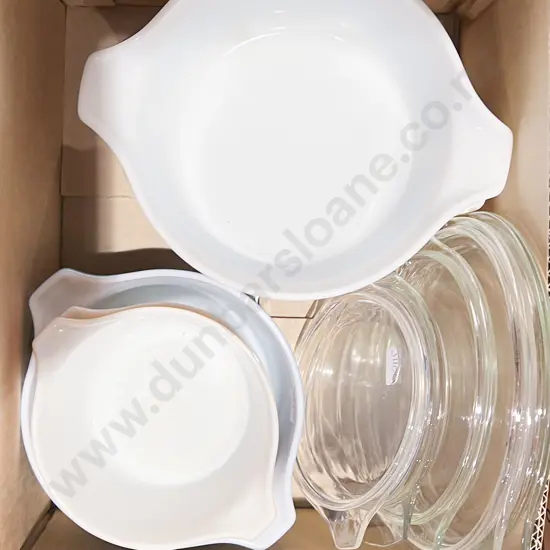 Quantity of Vintage Kitchenware