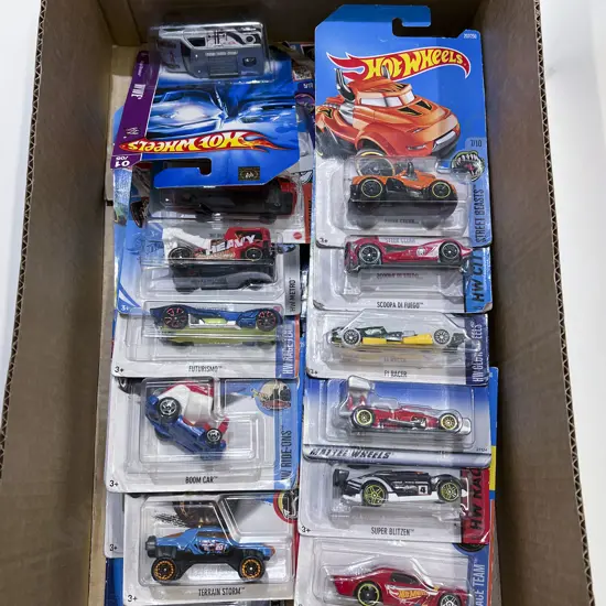25 Original Bubble Packed Hot Wheels Vehicles