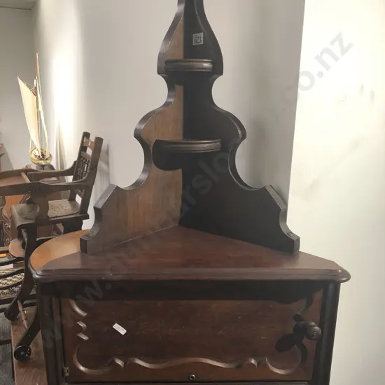 Hanging Corner Shelf/Cabinet