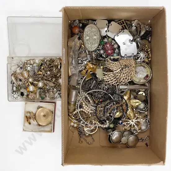 Box of Assorted Costume Jewellery