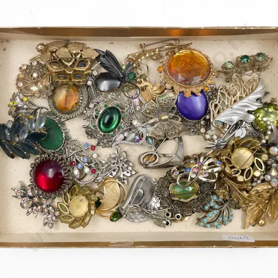 Box of Assorted Costume Jewellery