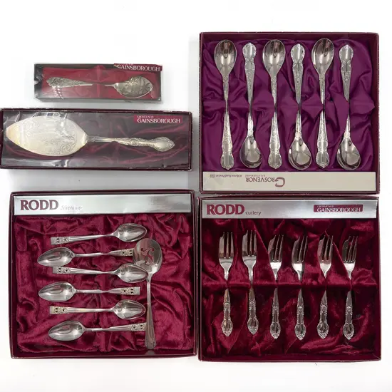 Small Quantity of Boxed Cutlery