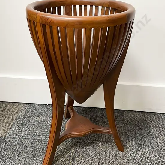 Plant Stand