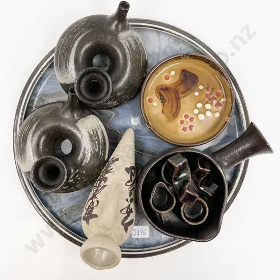 Quantity of Assorted Pottery (11)