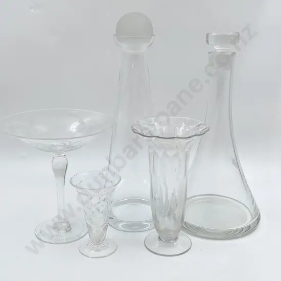 Small Quantity of Assorted Crystal & Glassware Incl. Decanters