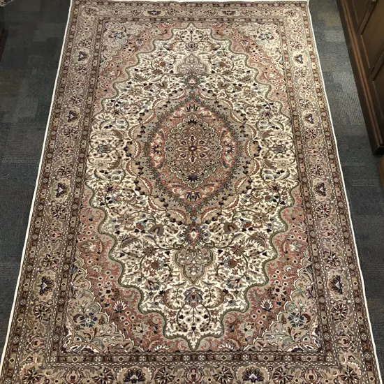 Large Kayser Floor Rug with All Over Floral Design in Pink Blue Green and Natural Tones