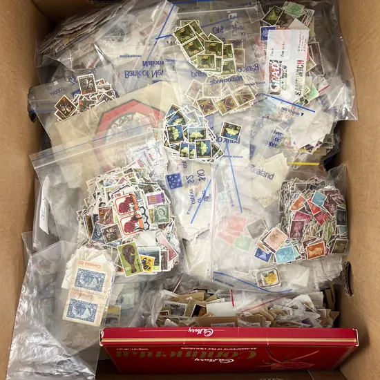 Qty NZ and World Loose Sorted and Semo-Sorted Stamps