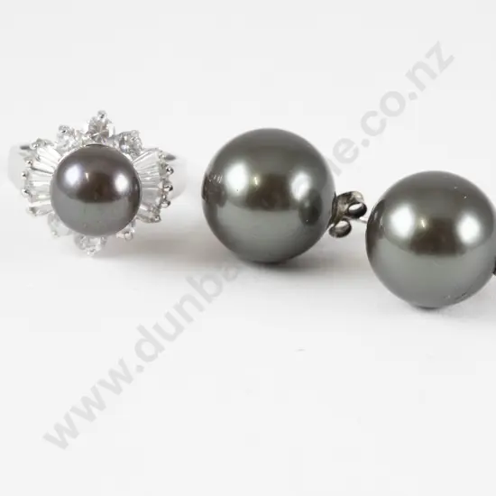 18ct White Gold Plated Fresh Water Black Pearl Cluster Ring