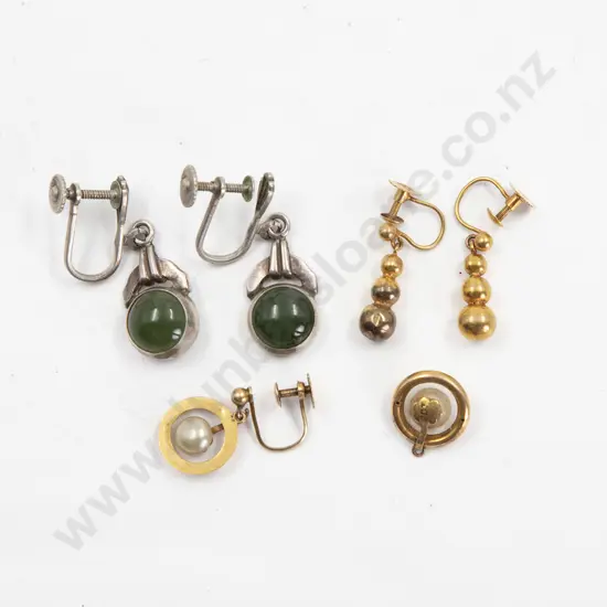 Pair 9ct Bead Pendant Earrings