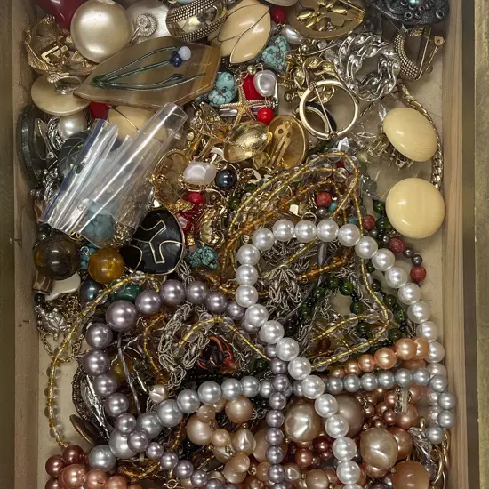 Collection Vintage Costume Jewellery