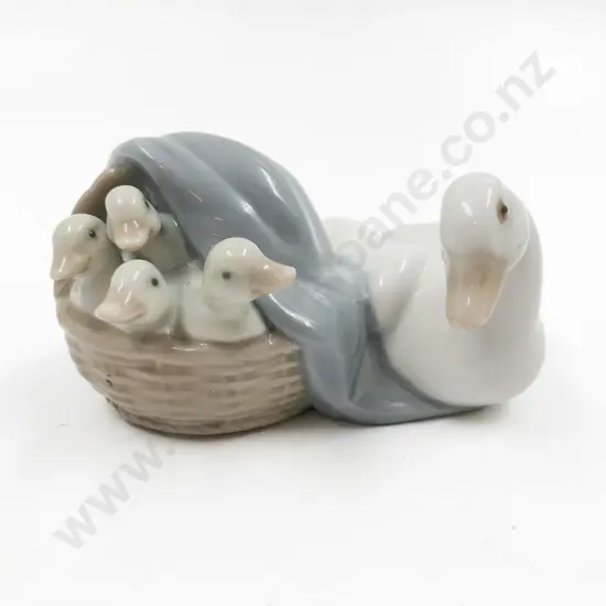 Small Lladro Figure Group of Duck and Ducklings