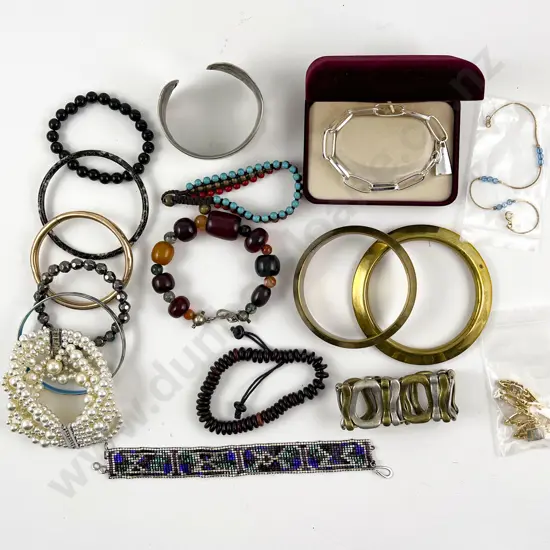 Collection of Seventeen Fashion Costume Bracelets