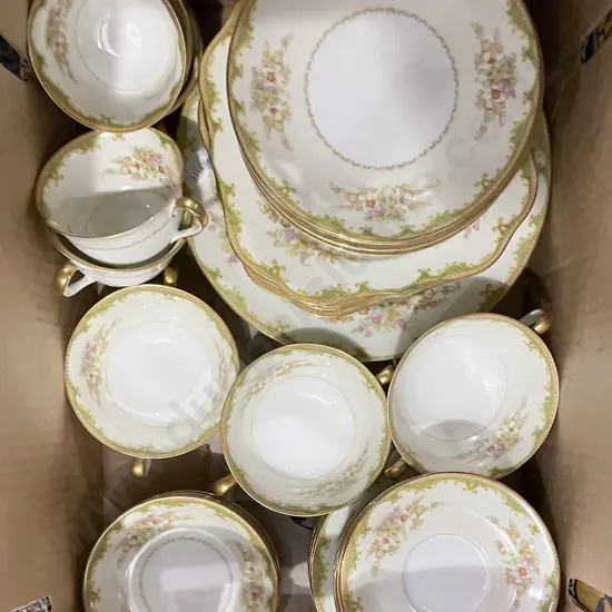 Fancy China Part Dinner Set