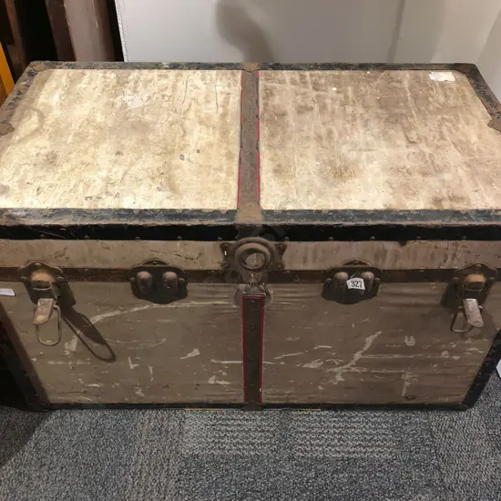 Cabin Trunk
