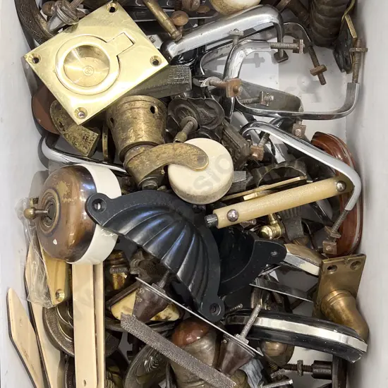 Box Quantity of Assorted Vintage Door Handles