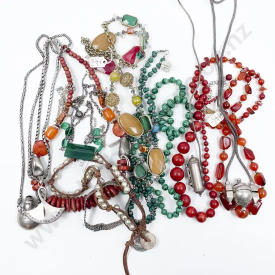 Bag of Assorted Costume Jewellery