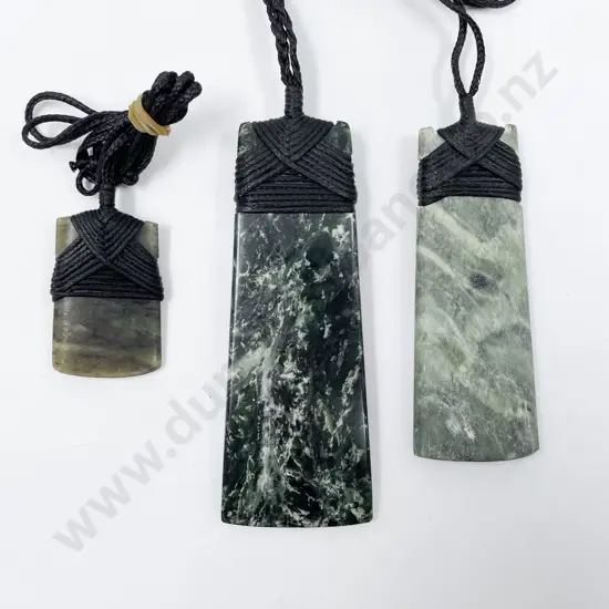 Bag of Assorted Tourist Ware Pendants