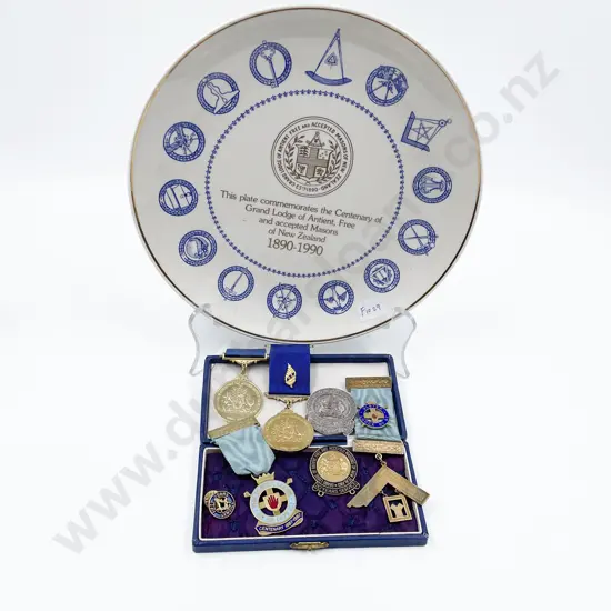 Small Quantity of Assorted Free Masons Badges and Medals etc