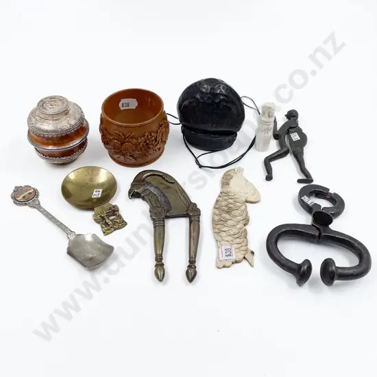 Quantity of Assorted Vintage