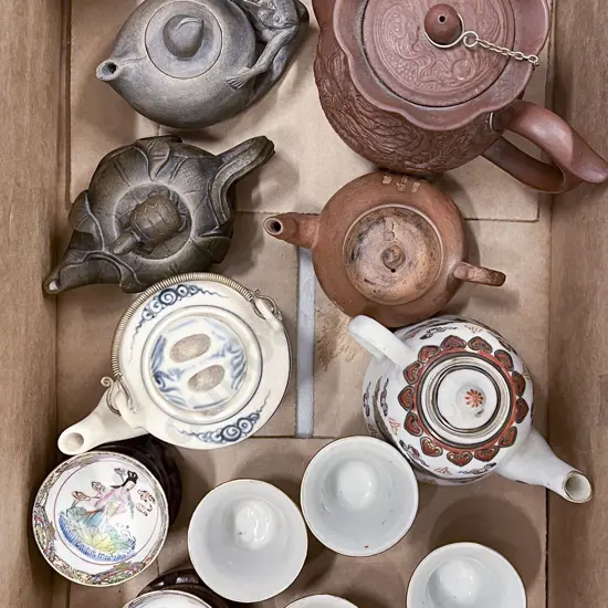 Small Quantity of Assorted Miniature Asian Tea China etc