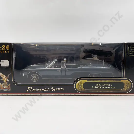 1961 Lincoln X-100 Kennedy Car Model