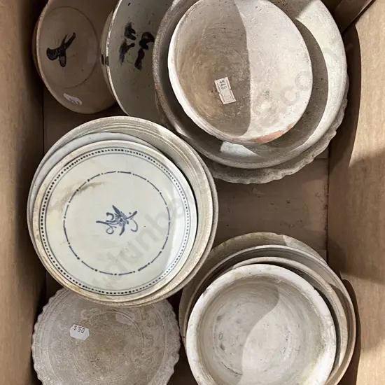 Quantity of Assorted Asian Pottery