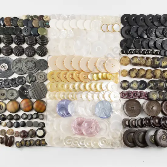 Collection Vintage Buttons incl Coat