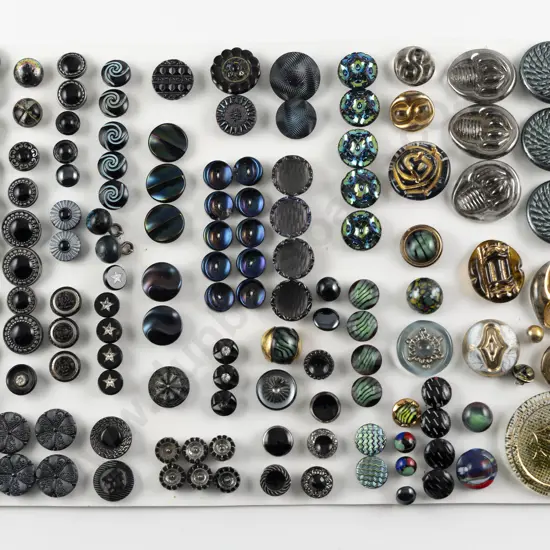 Collection Victorian Glass Buttons
