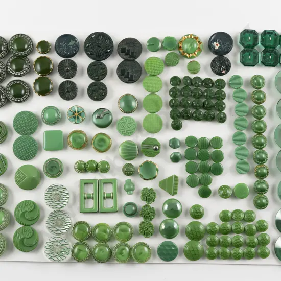 Collection Victorian & Art Deco Green Glass Buttons