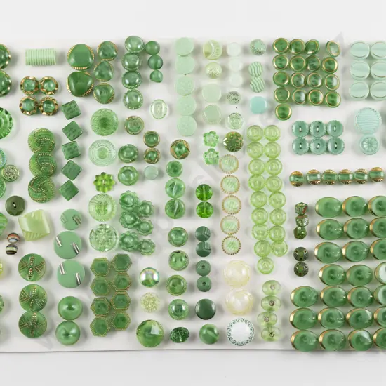 Collection Victorian & Art Deco Green Glass Buttons