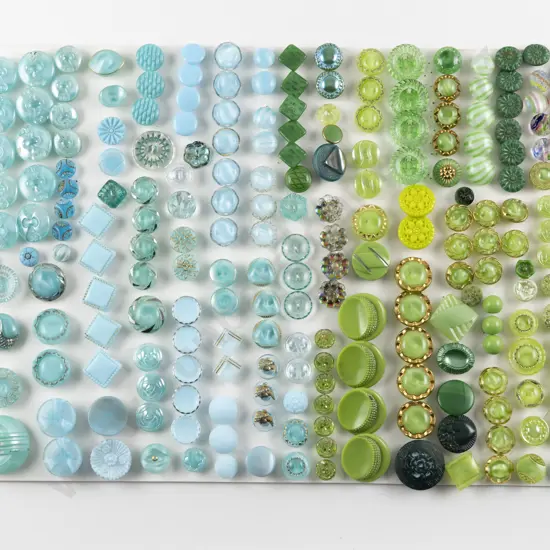 Collection Victorian & Art Deco Blue & Green Glass Buttons