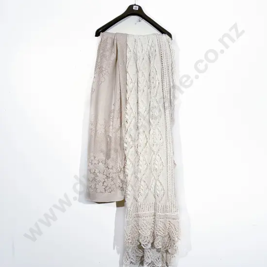 Machine Woven Table Cover