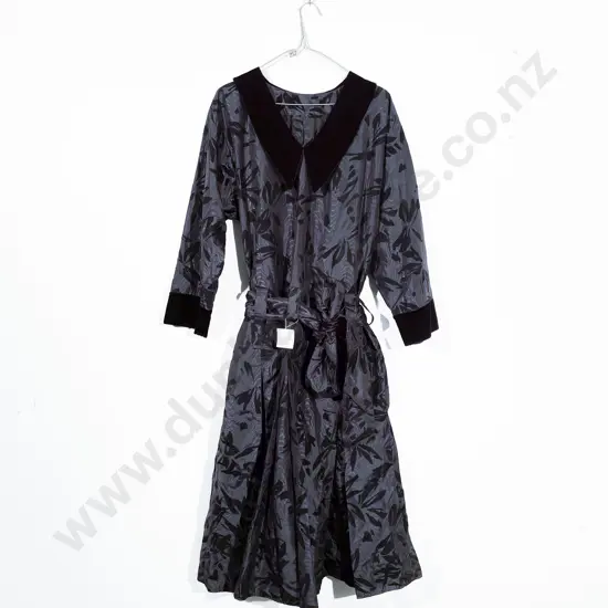 1950s Large Size Moire Taffeta House Dress