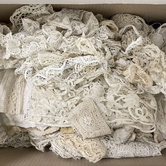 Good Collection Antique Lace Pieces