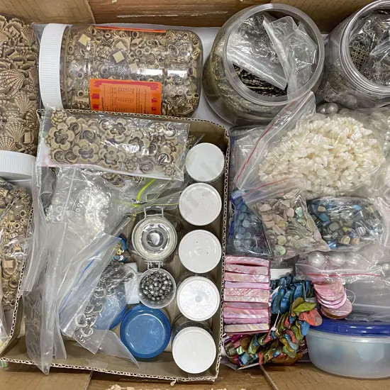 Collection Jewellery Metal Fittings and Loose Beads