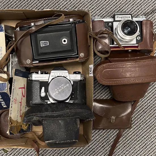 Box of Assorted Vintage Cameras etc