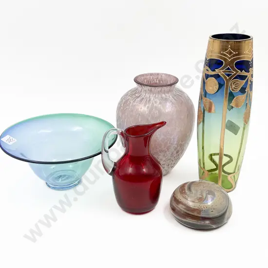 Quantity of Assorted Art Glass Including Hoglund