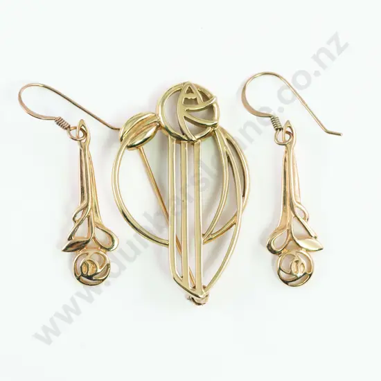 9ct Rennie Mackintosh Design Brooch