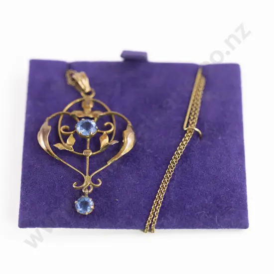 Edwardian 9ct Scroll Pendant