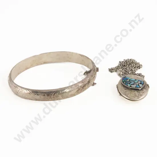 S/S All Engraved Hinged Snap Bangle