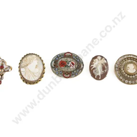 Edwardian 9ct Scroll Pendant