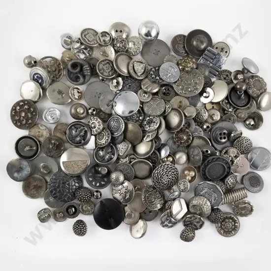 Collection Silver Metal Buttons