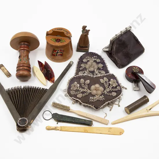 Small Collection of Sewing Gear