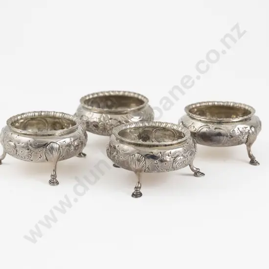 Set Of 4 Vict S/S Circular Salts