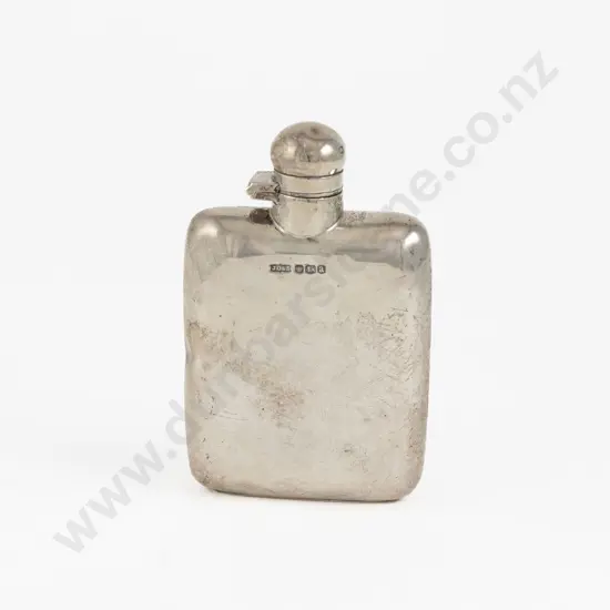 Geo V S/S Hip Flask